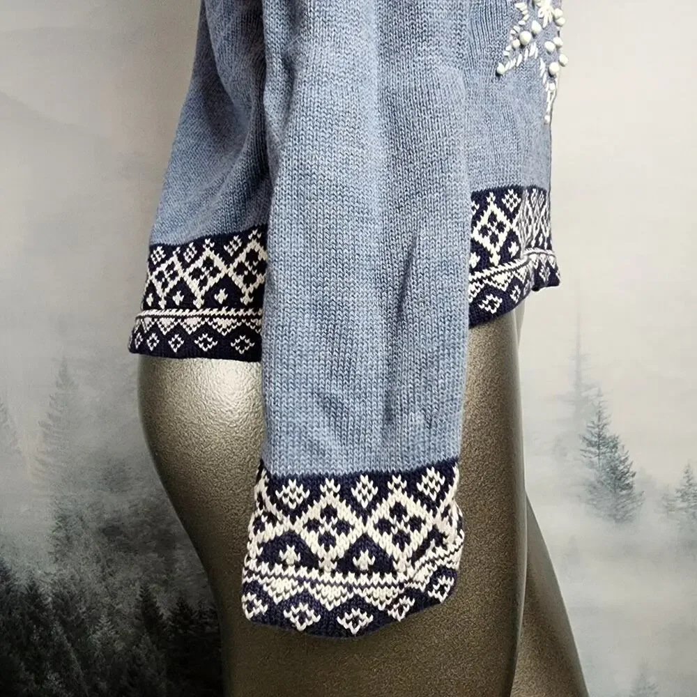 Vintage The TOG Shop Blue Snowflake Winter / Christmas Cardigan | Women's PS